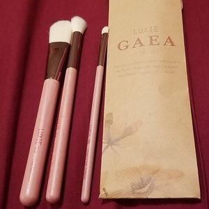 Luxie Gaea 3 brush set